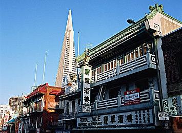 Bungie正和索尼开发多个未公布的游戏